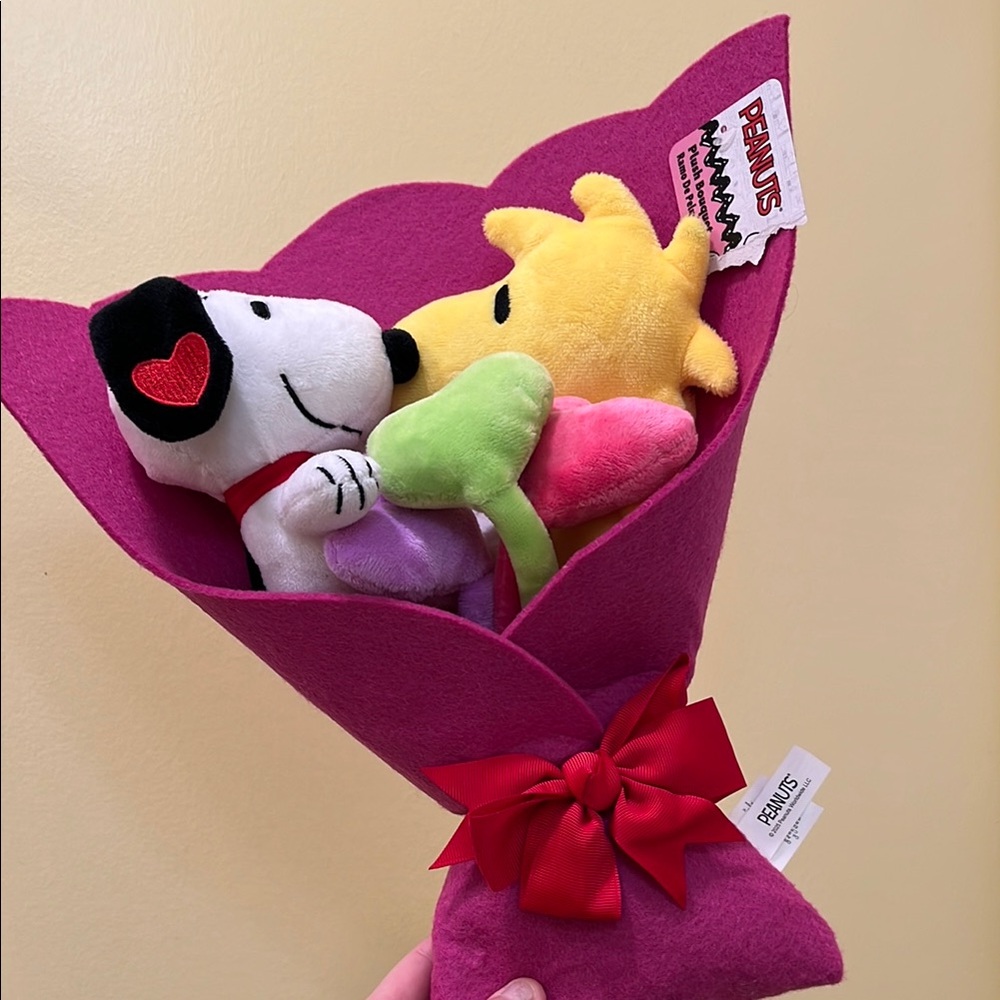 Peanuts Plush Bouquet